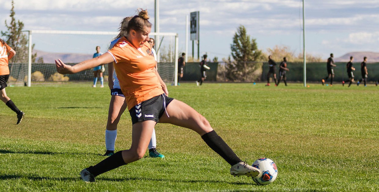 Lassen Adjusts to Pressure Defense to Tie Shasta 3-3