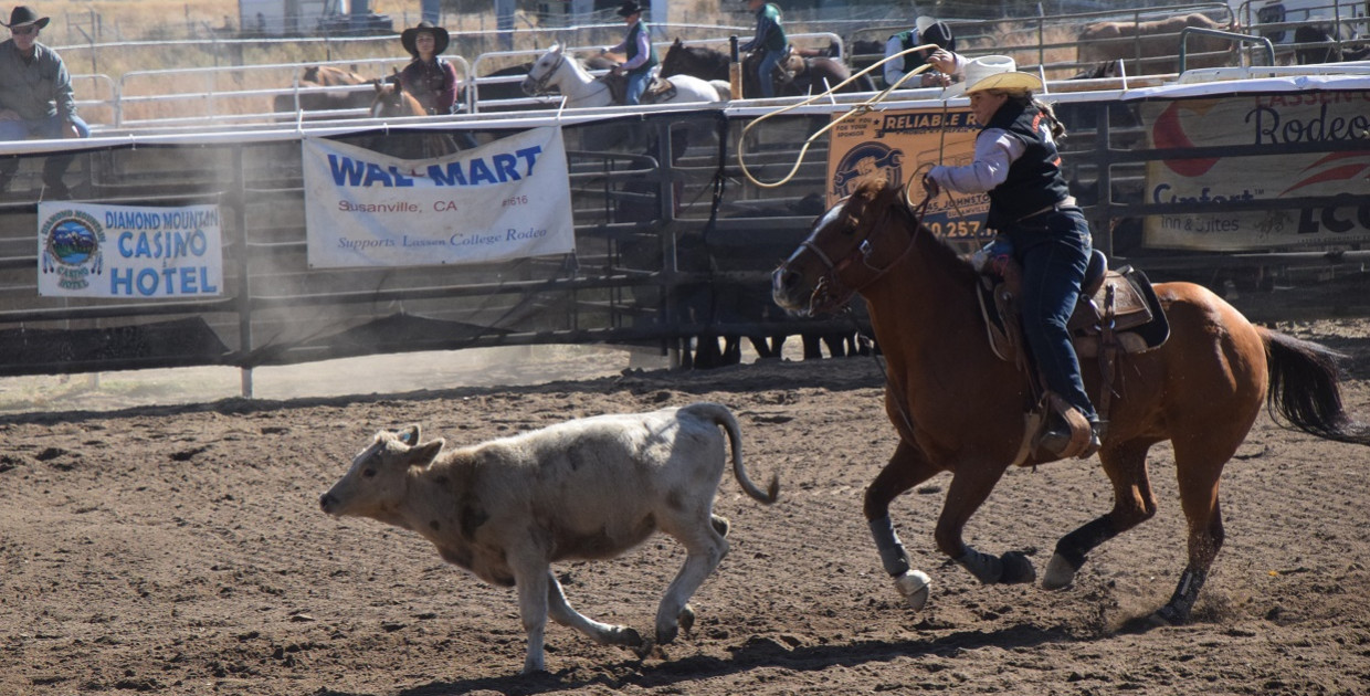 Women's Rodeo struggles in spring season opener