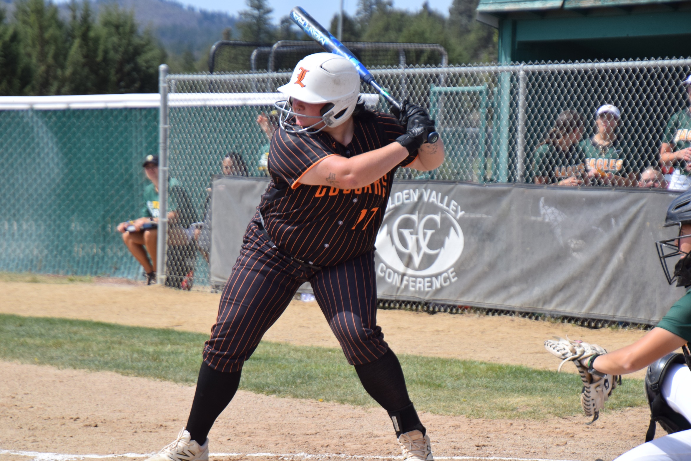 Cougars Split Road Doubleheader at Siskiyous Behind Explosive Offensive Finish